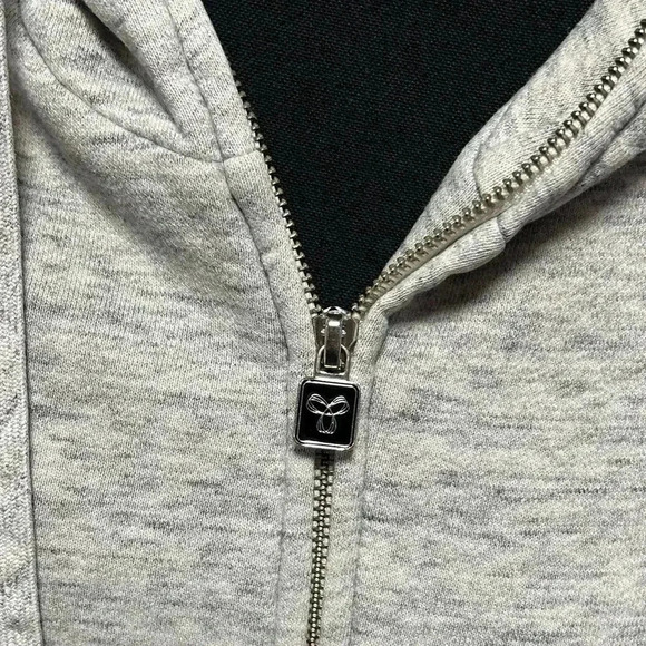 Aritzia - TNA Zip Up - Picture 4 of 6